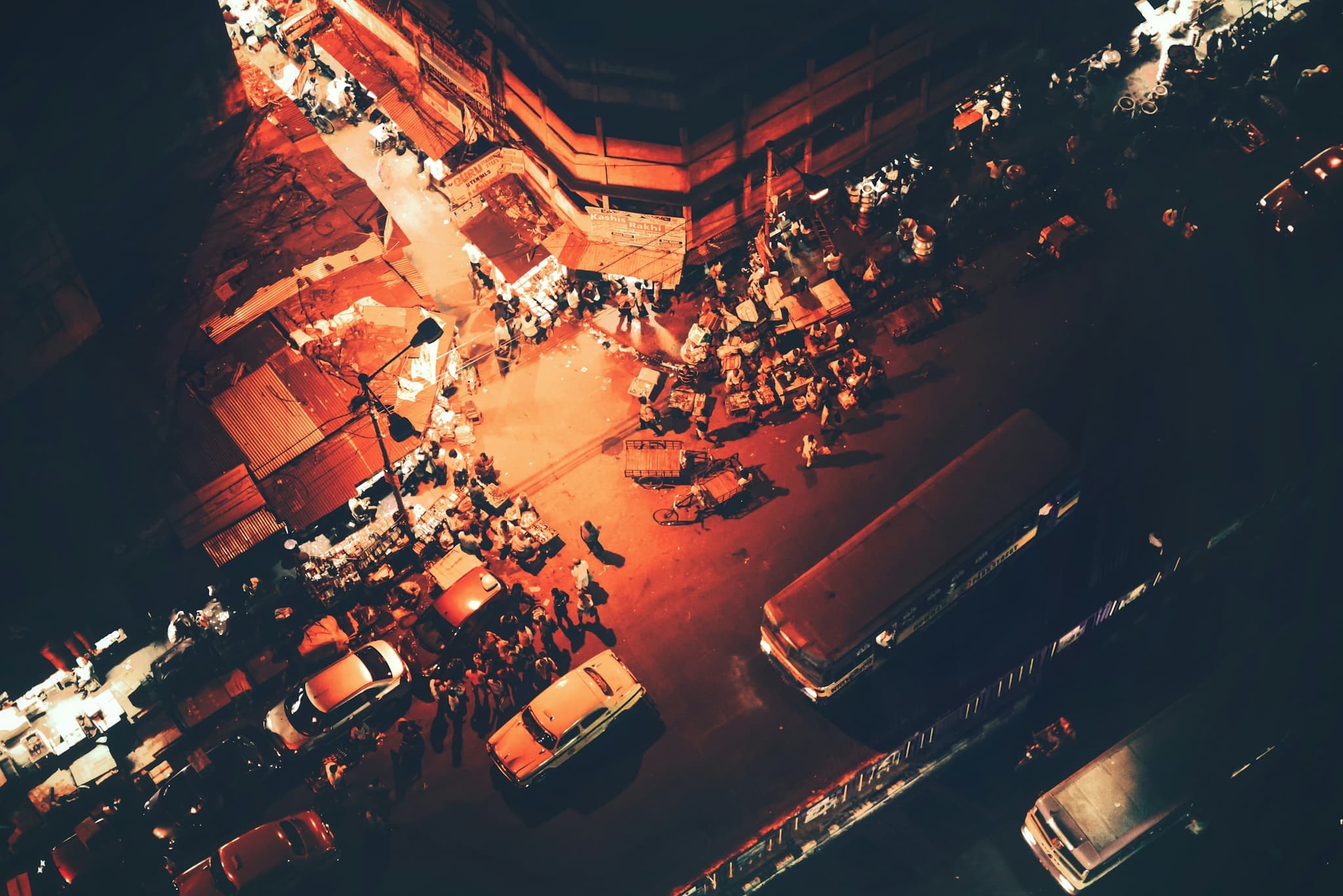 The Asymptotic Convergence: Why Every Retail Investor Needs an AI Agent in 2026